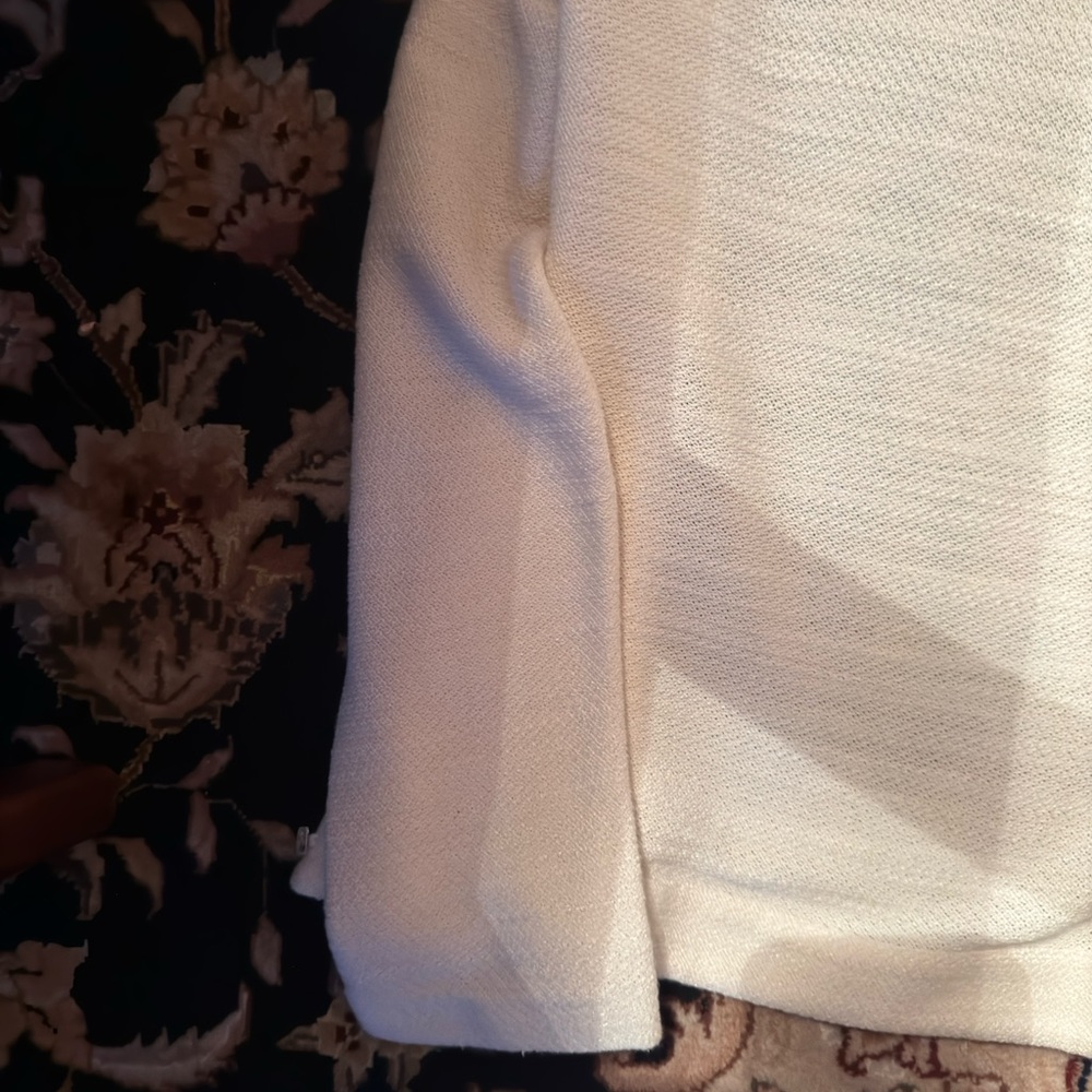 🍁SOLD🍁Chanel Cream Cardigan - Picture 14 of 17